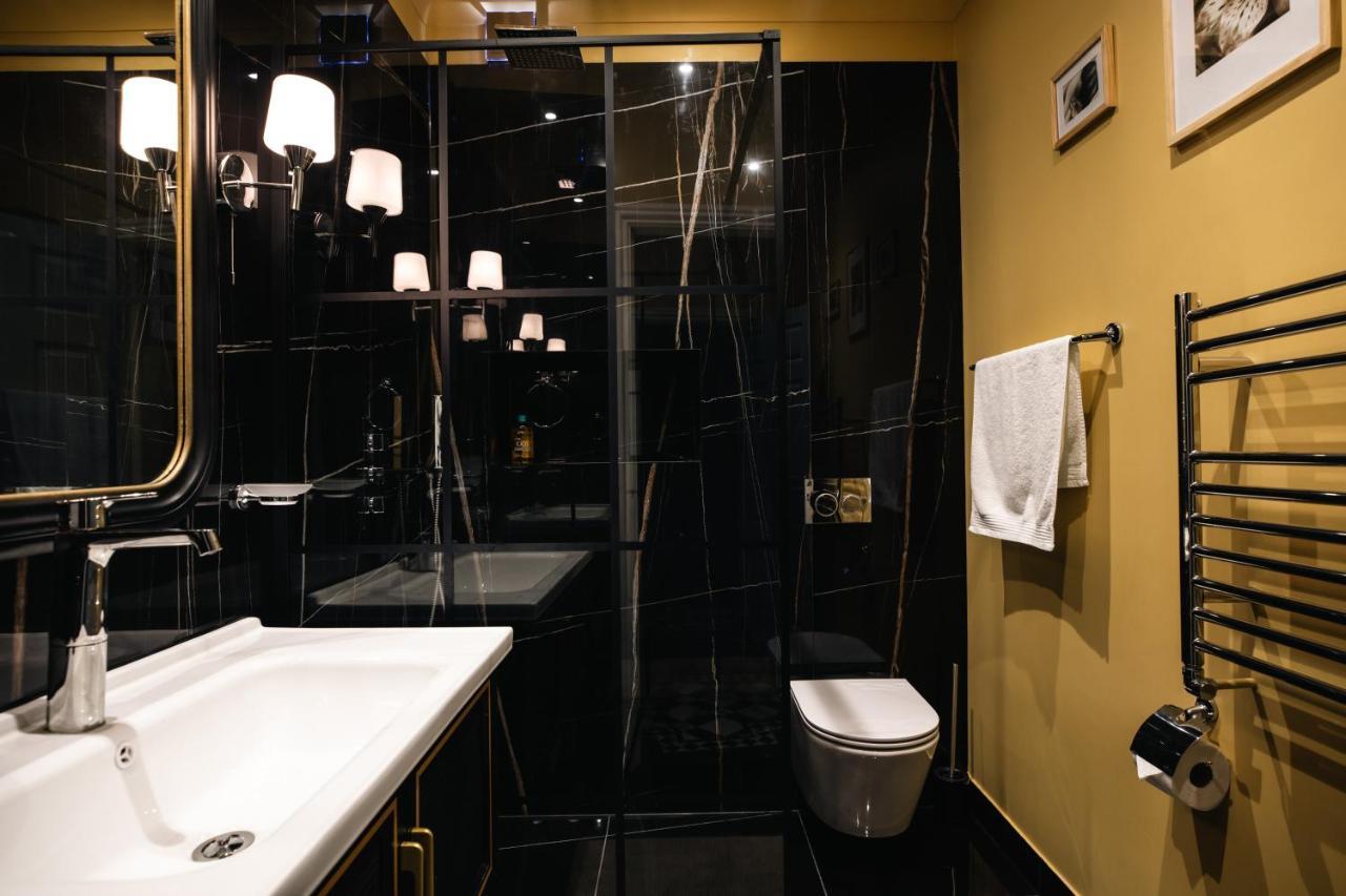 Central Stylish 2-Bed Apartment In London Bagian luar foto